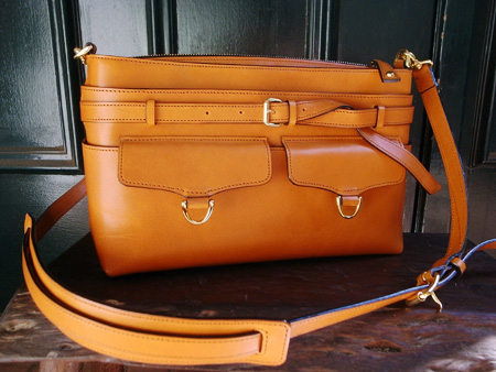 ショルダーバッグ