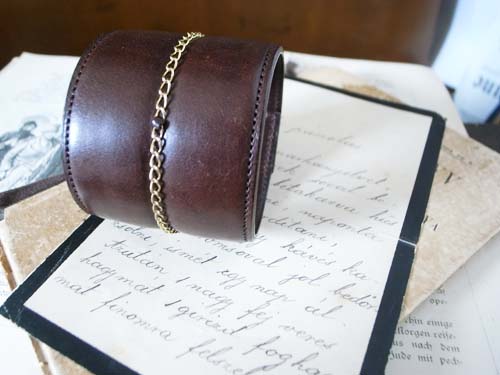 レザーバングル