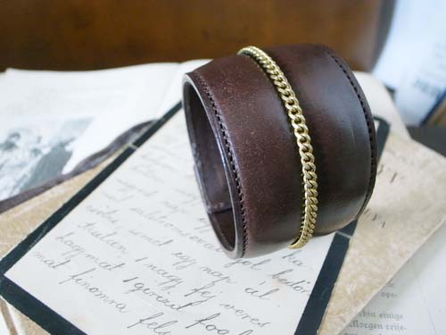 レザーバングル