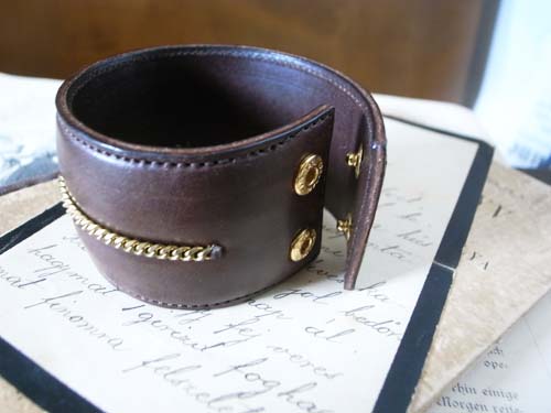 レザーバングル