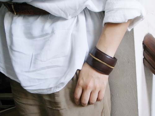 レザーバングル