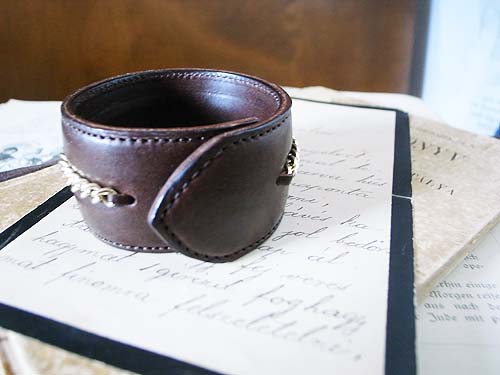 レザーバングル