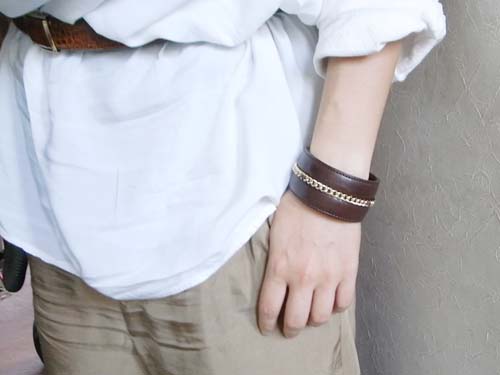 レザーバングル