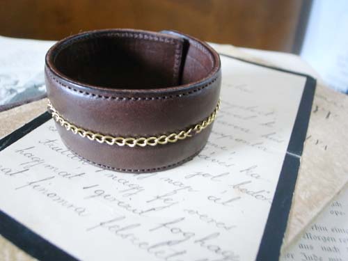 レザーバングル