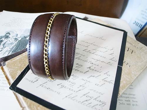 レザーバングル