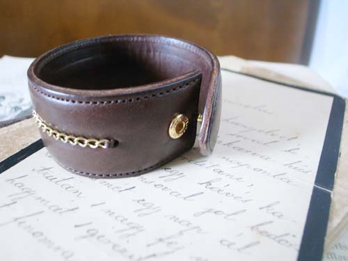 レザーバングル