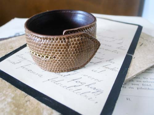 レザーバングル