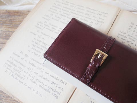 レザーブレスレット