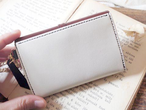 レザーブレスレット