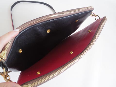 レザー、チェーン、ナイロンショルダーバッグ