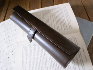オーダーメイドレザーロールペンケース