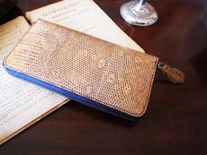 リザードラウンドファスナー長財布