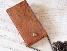 レザーのiPhone5ケース