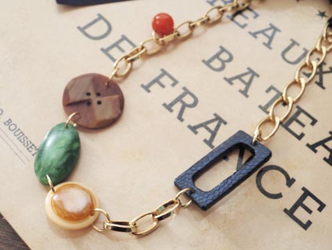 レザーブレスレット