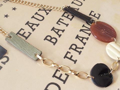 レザーブレスレット