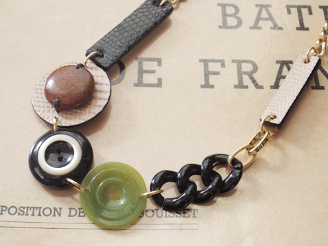 レザーブレスレット