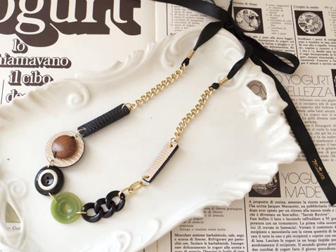 レザーブレスレット