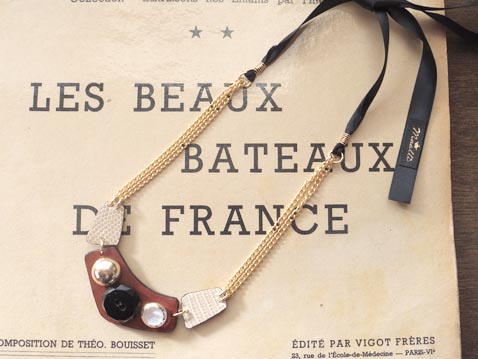 レザーブレスレット