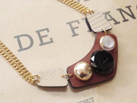 レザーブレスレット