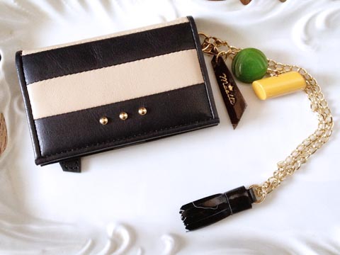 小銭入れ付きキーケース