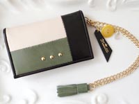 小銭入れ付きキーケース