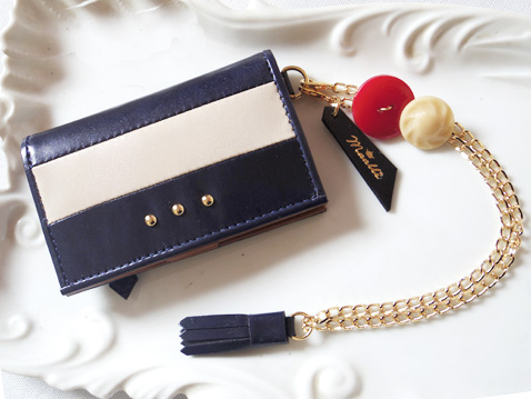 小銭入れ付きキーケース