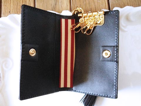 レザーブレスレット