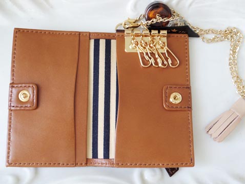 レザーブレスレット