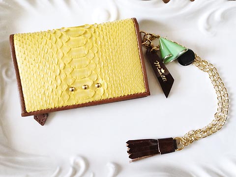 小銭入れ付きキーケース