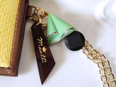 レザーブレスレット