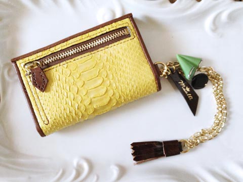 レザーブレスレット