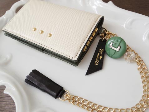 レザーブレスレット