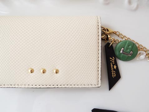 レザーブレスレット