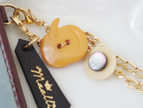 レザーブレスレット