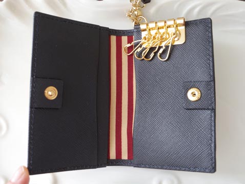 レザーブレスレット