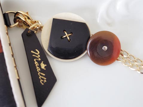 レザーブレスレット