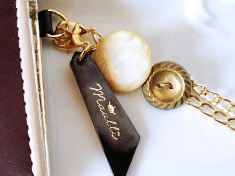 レザーブレスレット