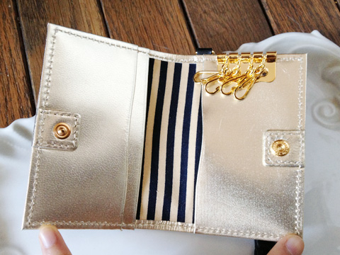 レザーブレスレット