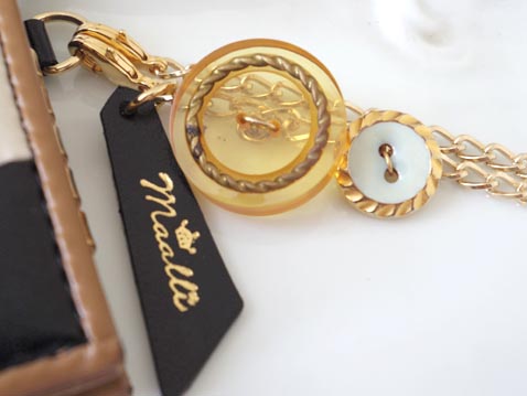 レザーブレスレット