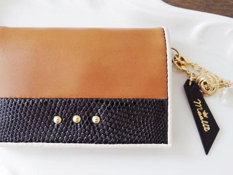 パスケース付きキーケース