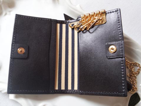 レザーブレスレット