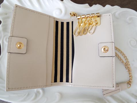 レザーブレスレット