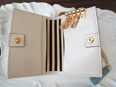 レザーブレスレット