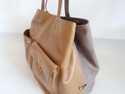 レザー、チェーン、ナイロンショルダーバッグ