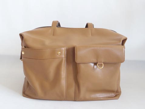 レザー、チェーン、ナイロンショルダーバッグ