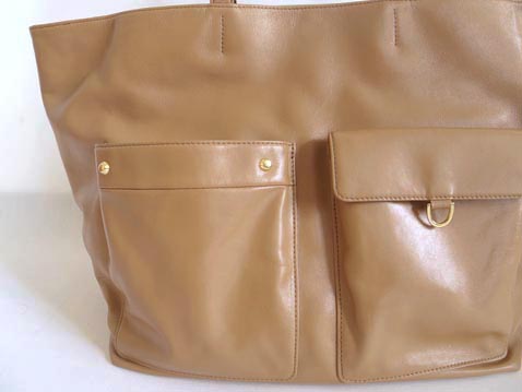 レザー、チェーン、ナイロンショルダーバッグ