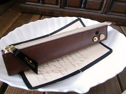 レザーブレスレット