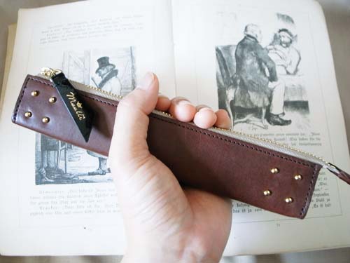 レザーブレスレット