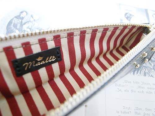 レザーブレスレット