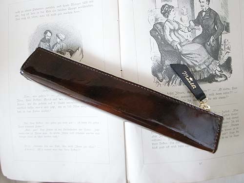 レザーブレスレット